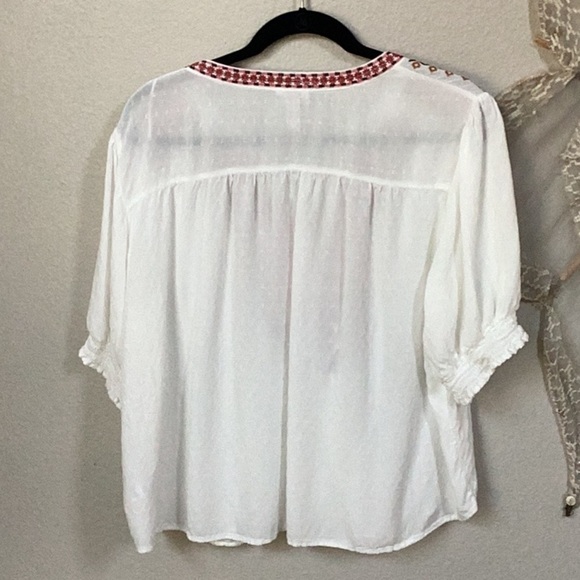 Knox Rose Brand Boho White and Red Embroidered Women's Top - Picture 5 of 9